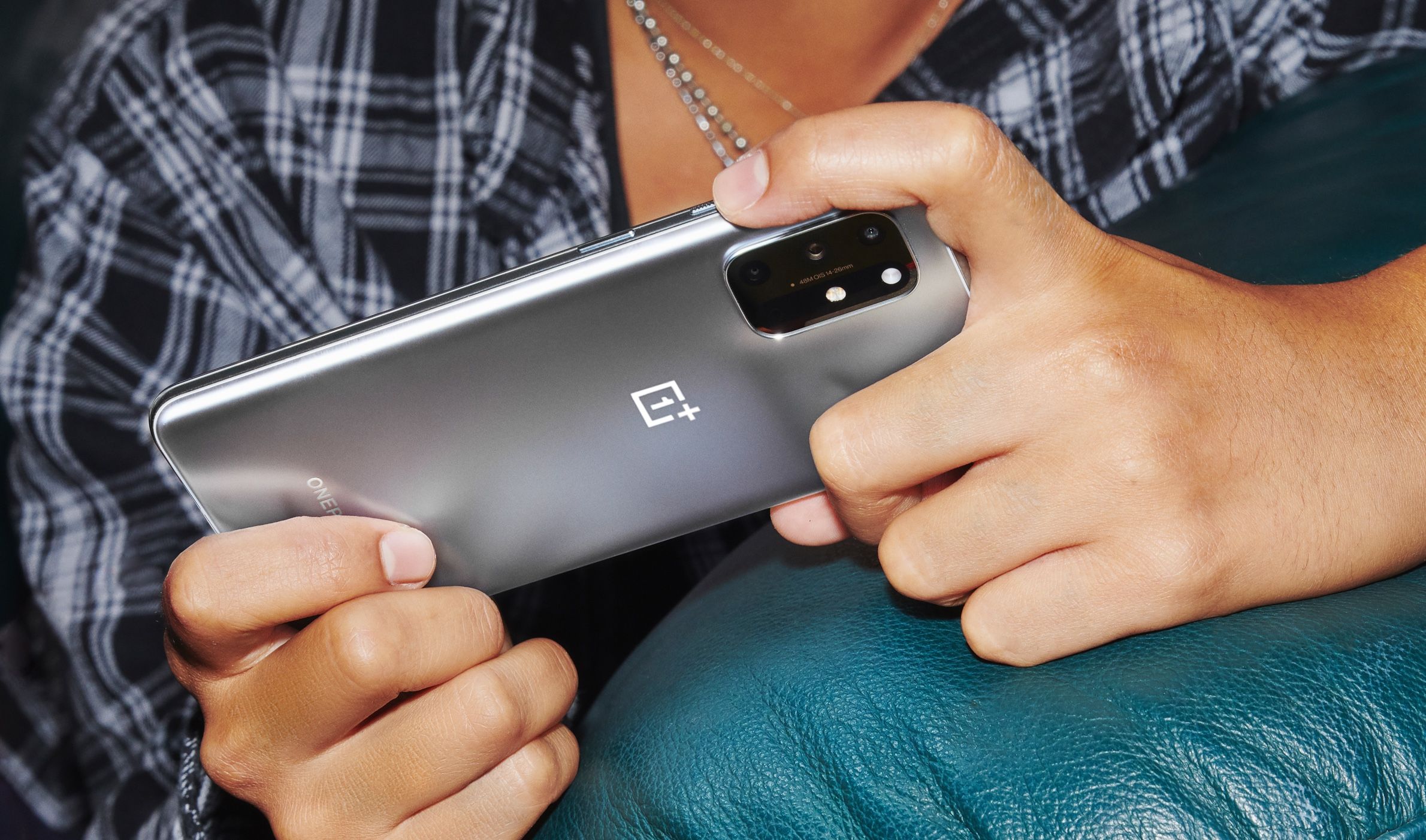 1plus 80 一加手机 8T | 让眼力 有电力 - OnePlus